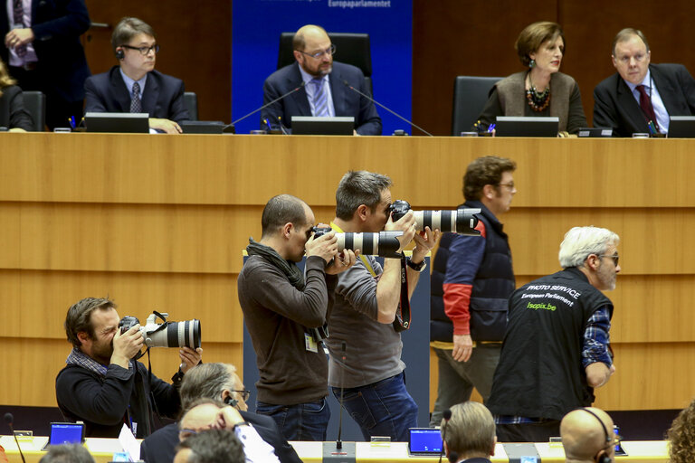 Photo 3 : Martin SCHULZ - EP President chairing of the Plenary: Conclusions of the European Council meeting of 18 and 19 February 2016