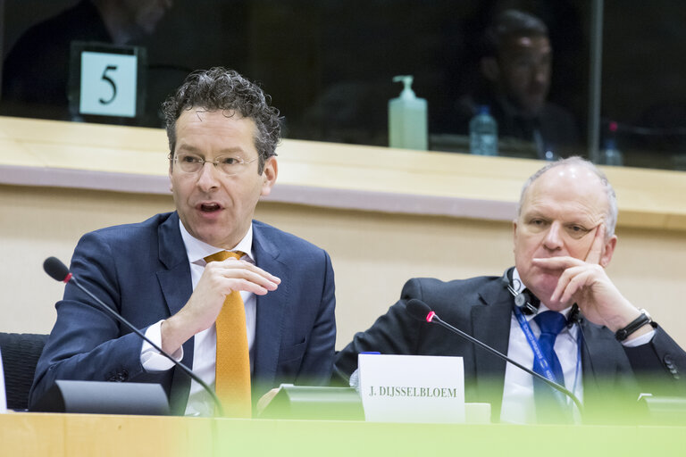 Photo 7: ECON Committee meeting in the Presence of the Dutch Minister for Finance