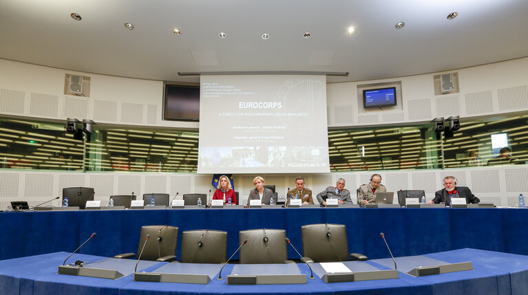 Fotografija 18: SEDE Exchange of views with the Commanding General of Eurocorps