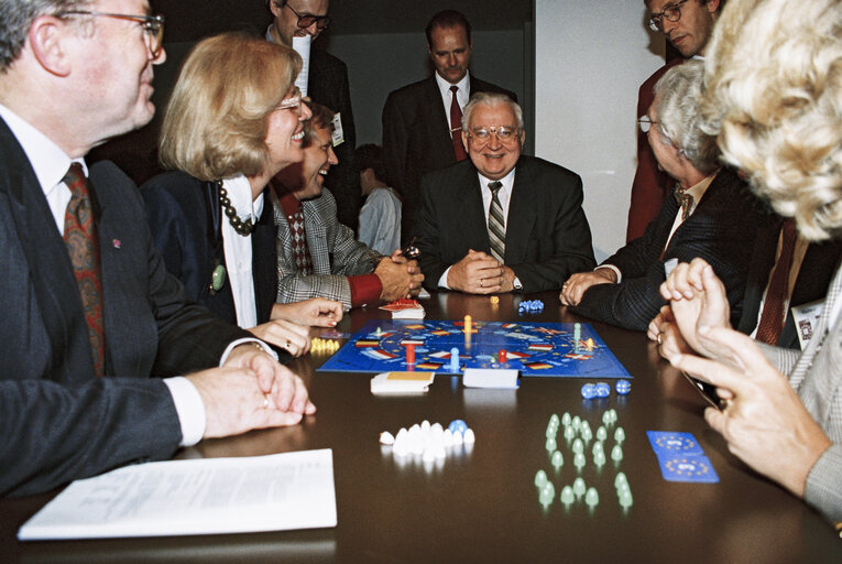 Fotografia 10: Presentation of the game Eurocraty