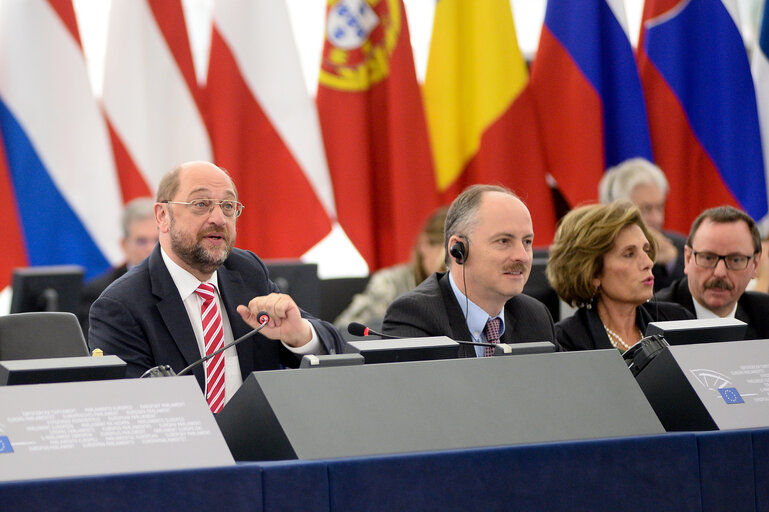 Foto 9: Plenary session week 29 2014 - 1 round of political group speakers