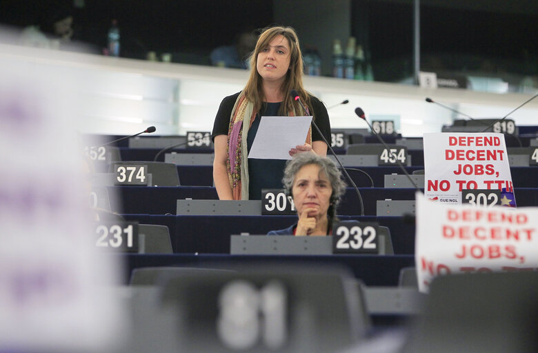 Foto 31: Plenary session week 29-2014 - Strasbourg - Withdrawal of the maternity leave directive