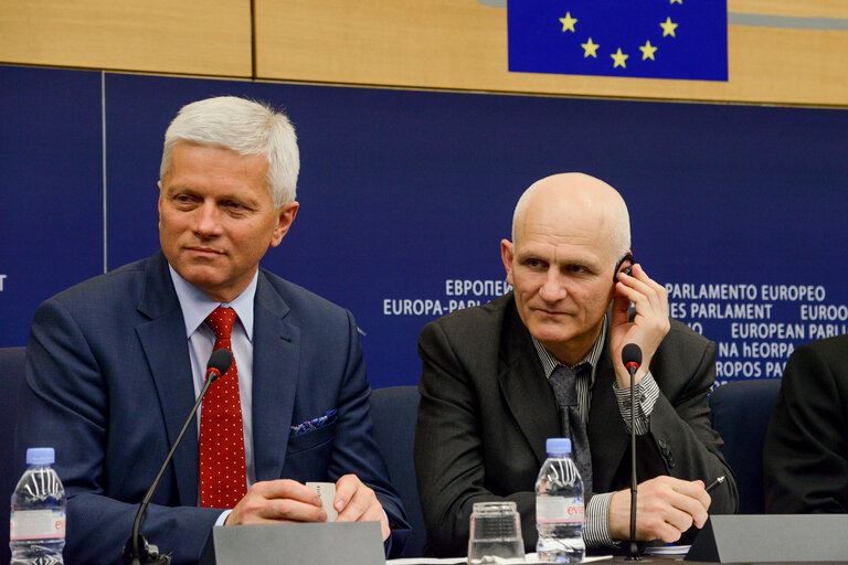 Foto 1: Press Conference - Finally Free : Ales BIALIATSKI