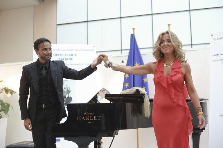 Fotografi 7: The Works of Art (DG COMM) organizes the official opening of the rotating exhibition of artworks from ITALY on the occasion of the IT Presidency of the European Union.