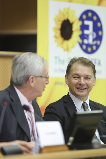 Fotografie 9: President-designate of the European Commission meets with Greens/EFA group