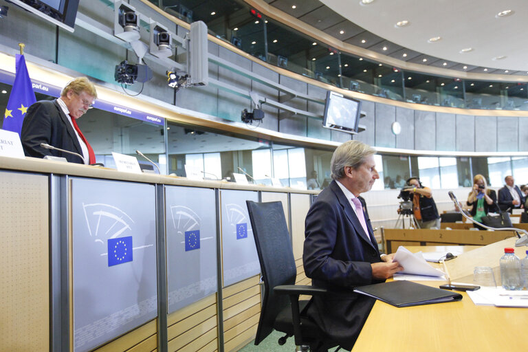 Foto 49: Hearing of Commissioner-designate for European Neighbourhood Policy and Enlargement Negotiations - AFET