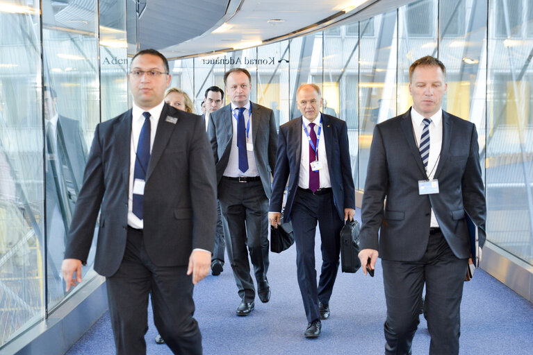 Billede 8: Arrival of Vytenis ANDRIUKAITIS, Commissioner-designate in charge of Health and Food Safety, prior to his hearing at the European Parliament