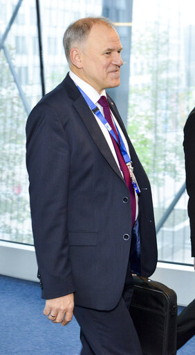 Billede 9: Arrival of Vytenis ANDRIUKAITIS, Commissioner-designate in charge of Health and Food Safety, prior to his hearing at the European Parliament