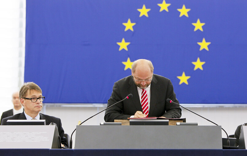 Duplex signature EU-Ukraine Association agreement