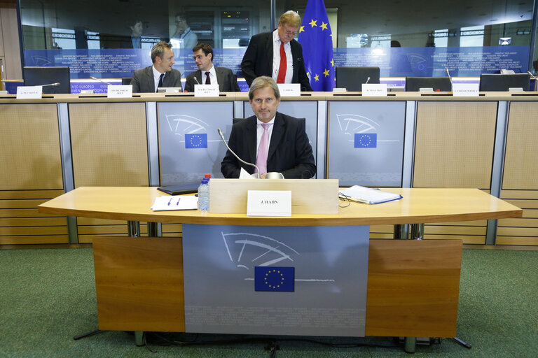 Foto 4: Hearing of Commissioner-designate for European Neighbourhood Policy and Enlargement Negotiations  - AFET