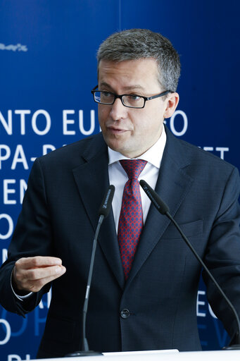 Fotografija 19: Press conference following the Hearing of Commissioner-designate for Research, Science and Innovation - ITRE