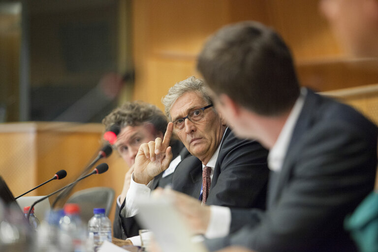 Transparency and public health: How accessible is scientific data?
