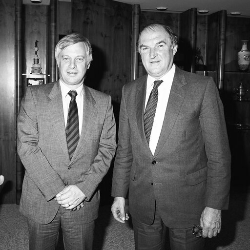 Lord PLUMB - EP President meets with UK Minister Chris PATTEN at the European Parliament in Strasbourg