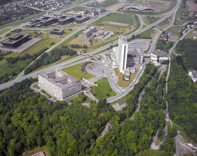 Photo 6 : Aerial view of the European institutions in Luxembourg