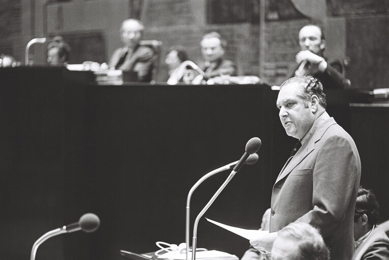 Снимка 40: United Kingdom Minister of State for Agriculture, Fisheries and Food John SILKIN during a session in Luxembourg in March 1977.