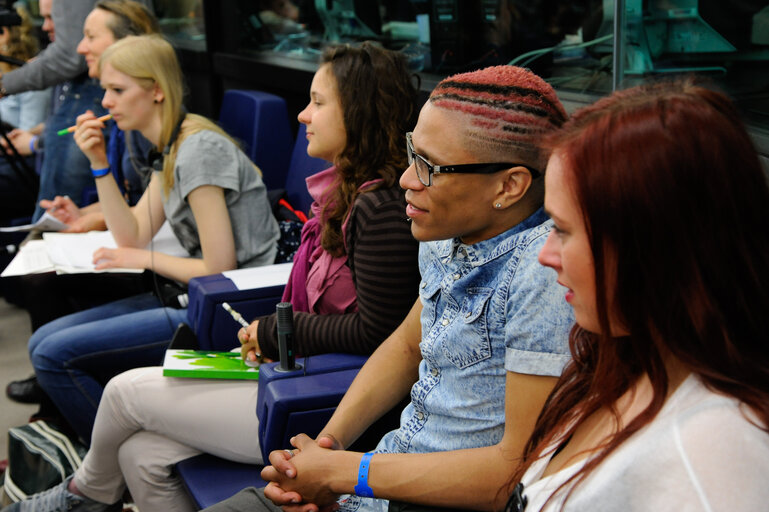 Photo 11: European Youth Event 2014 in Strasbourg Yo!Fest EYE  ' Can we laugh about anything? '  How far can you take humour? Where do  taboos start in a community of values? Is it fair game to make jokes about minorities?