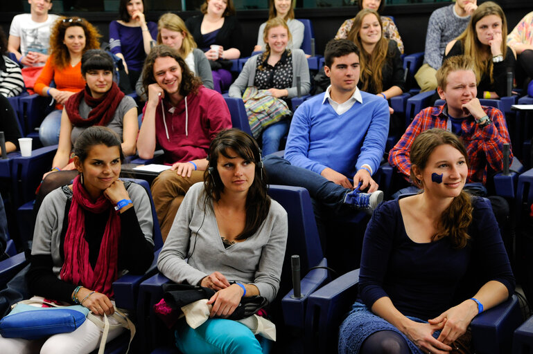 Photo 13: European Youth Event 2014 in Strasbourg Yo!Fest EYE  ' Can we laugh about anything? '  How far can you take humour? Where do  taboos start in a community of values? Is it fair game to make jokes about minorities?