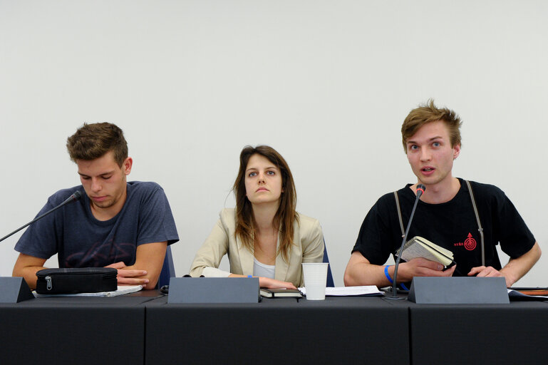 Photo 2: European Youth Event 2014 in Strasbourg Yo!Fest EYE  ' EU 2021-2027 - Outlook for a sustainable budget '
