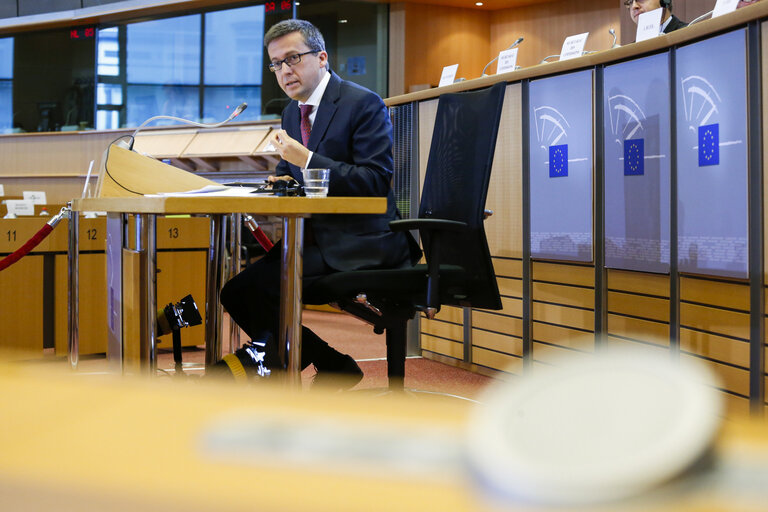 Foto 30: Hearing of Commissioner-designate for Research, Science and Innovation - ITRE