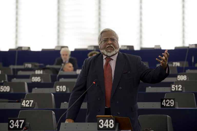 Fotografi 8: Plenary session week 38 2014 in Strasbourg - EU response to the Ebola outbreak