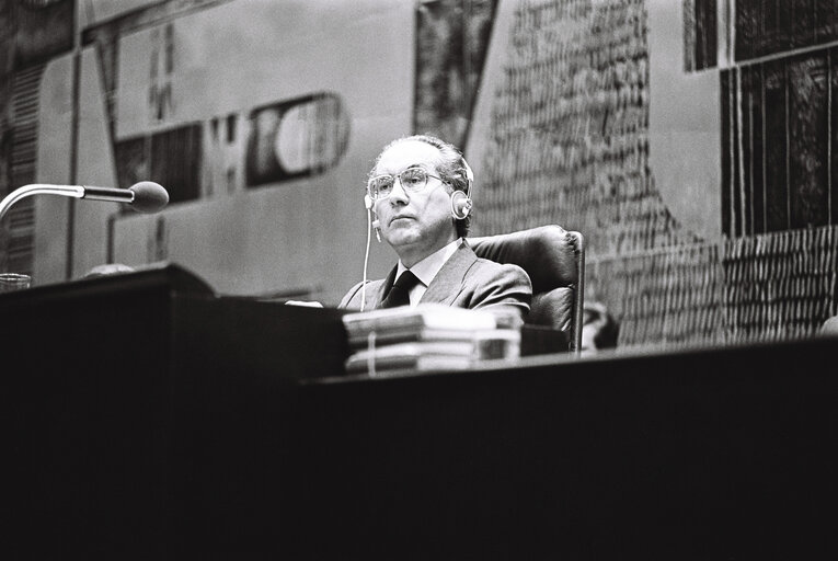 Suriet 12: European Parliament, during a session in Luxembourg in March 1977.