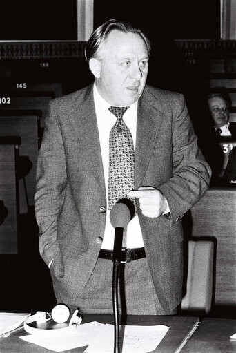 Снимка 11: The delegue Ludwig FELLERMAIER during a session in Strasbourg in March 1977.