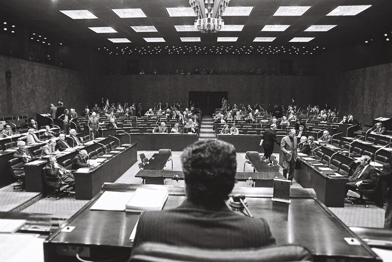 Fotografija 5: European Parliament, during a session in Luxembourg in March 1977.