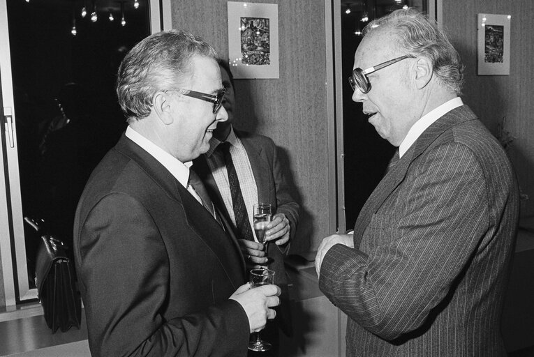 Foto 6: Reception at the European Parliament in Strasbourg in November 1986.