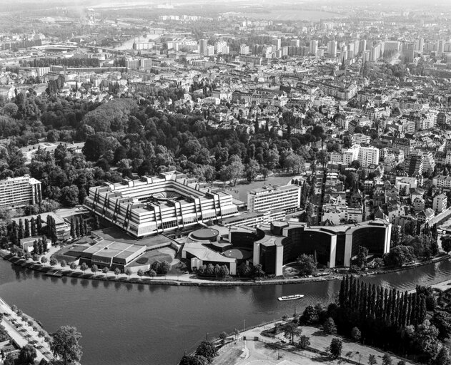 Valokuva 10: Aerial view of the European institutions in Strasbourg