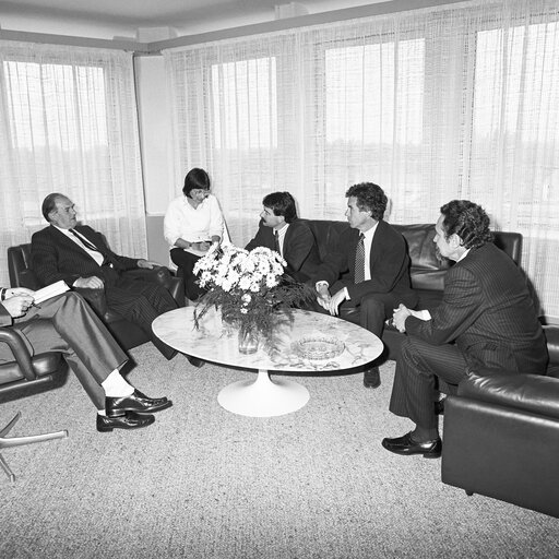 Lord PLUMB - EP President meets with Secretary General of the Spanish Communist Party at the European Parliament in Strasbourg in May 1987