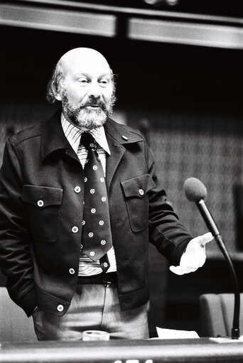 Fotografija 46: The delegue Cornelis LABAN during a session in Strasbourg in March 1977.