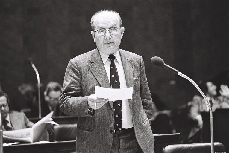 Suriet 32: Member of the European Parliament, during a session in Luxembourg in March 1977.