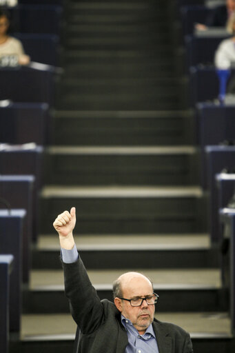 Fotografi 21: Plenary session week 03 2016 in Strasbourg - Votes