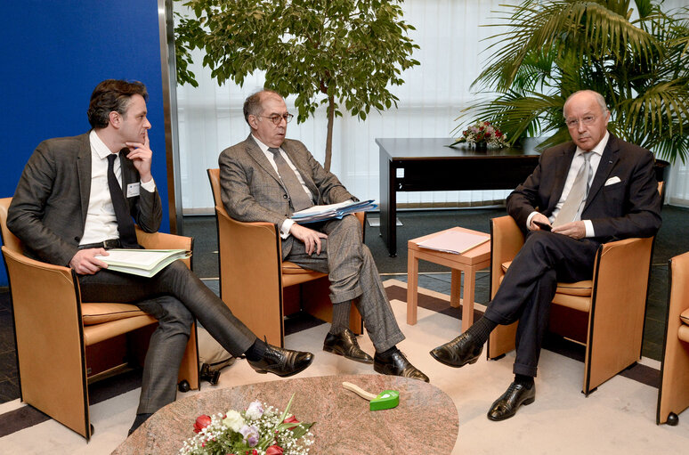 Fotografie 3: Martin SCHULZ - EP President meets with Laurent FABIUS, french Minister of Foreign Affairs and International development