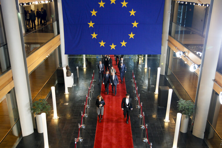 Zdjęcie 3: Review of the Luxembourg Presidency of the EU.  Visit of the Luxembourg Prime Minister to the European Parliament in Strasbourg.  Martin SCHULZ - EP President meets with Xavier BETTEL - Prime Minister of Luxembourg