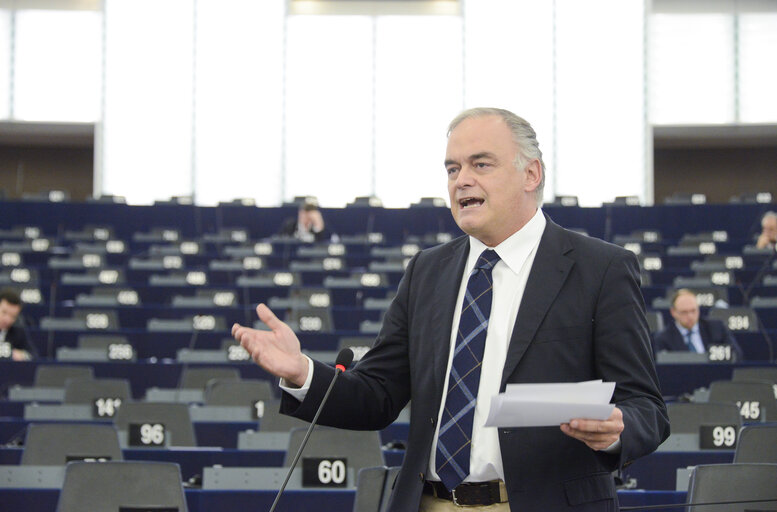 Fotografie 10: Plenary session week 05 2016 in Strasbourg - UN convention on transparency in Treaty based investor state arbitration Oral question