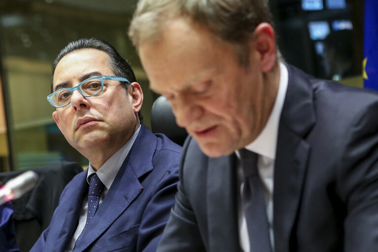 Foto 11: Donald TUSK - President of the European Council meets with S&D Group's members