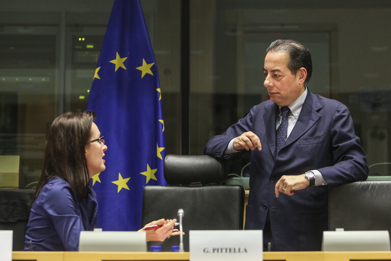 Foto 17: Donald TUSK - President of the European Council meets with S&D Group's members