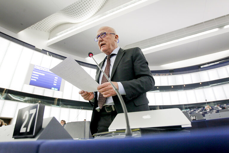 Foto 19: Plenary session week 05 2016 in Strasbourg - Preparation of the European Council meeting of 18 and 19 February 2016 Council and Commission statements