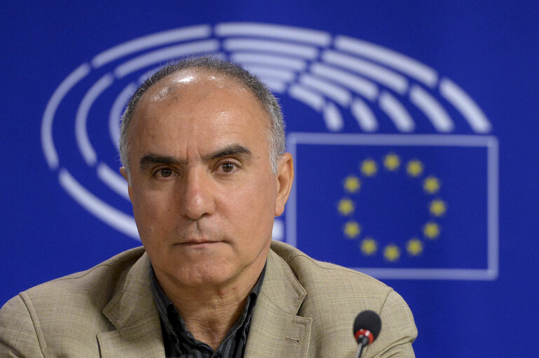 Fotografie 7: Press conference ' Escalating State Violence in Turkey; Kurdish People under Attack '