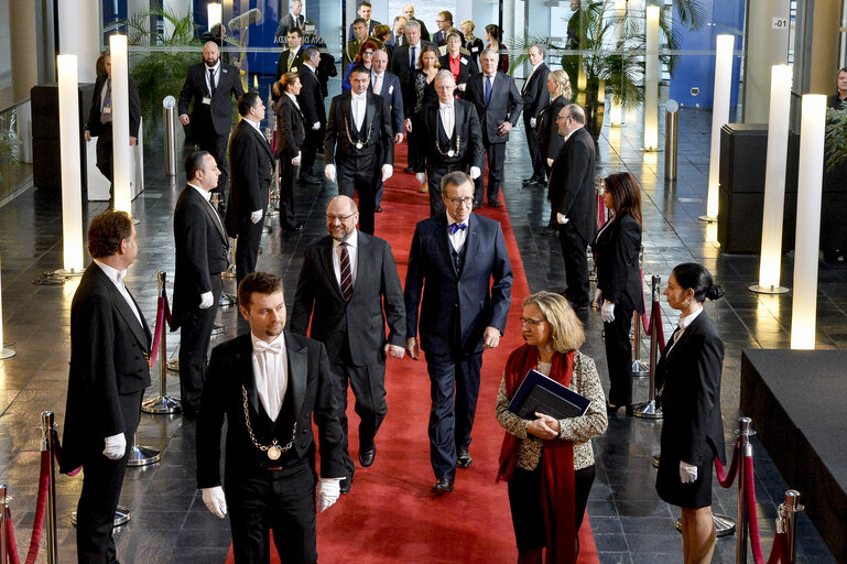 Fotografija 11: Official visit of the Estonian President to the European Parliament in Strasbourg.  Arrival.