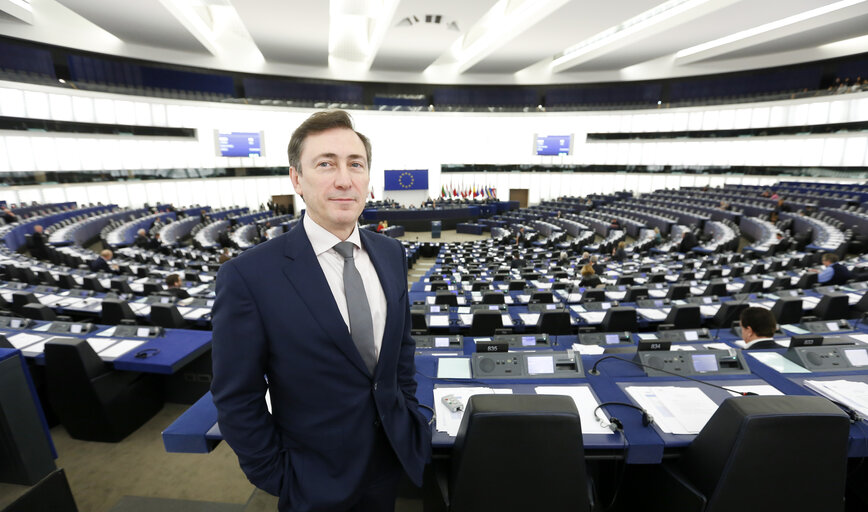 Fotografija 17: Bernard MONOT in European parliament in Strasbourg