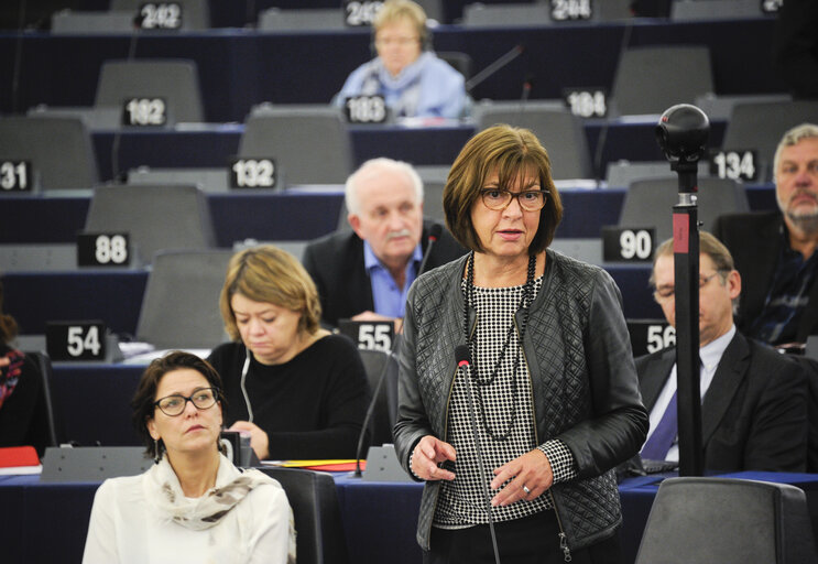 Fotografija 19: Plenary session week 05 2016 in Strasbourg - Preparation of the European Council meeting of 18 and 19 February 2016  Council and Commission statements