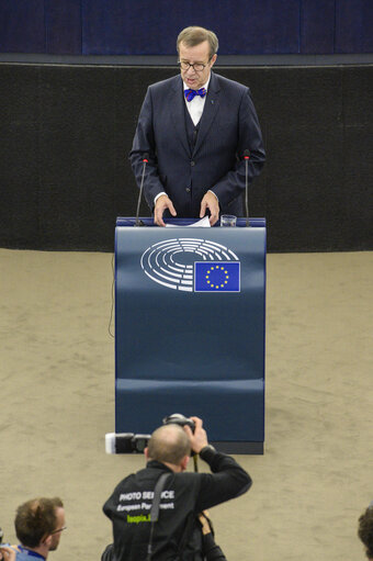 Fotografija 29: Official visit of the Estonian President to the European Parliament in Strasbourg.  Tomas ILVES - Estonian President formally addresses the Plenary.