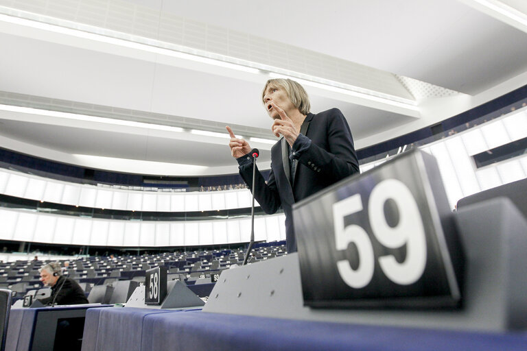 Foto 26: Plenary session week 05 2016 in Strasbourg - Preparation of the European Council meeting of 18 and 19 February 2016 Council and Commission statements