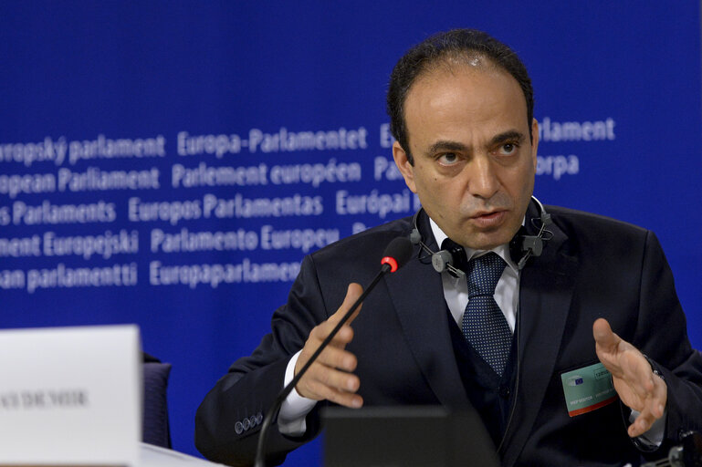 Fotografie 5: Press conference ' Escalating State Violence in Turkey; Kurdish People under Attack '