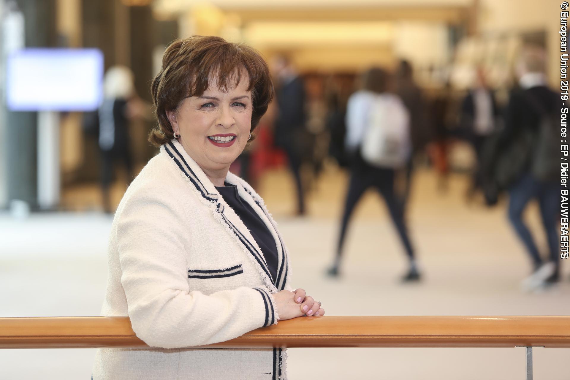 Fotogrāfija 9: Diane DODDS in the EP in Brussels