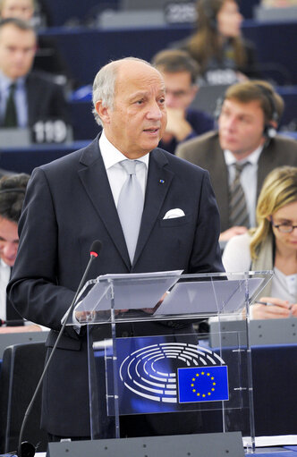 Photo 7 : Martin SCHULZ - EP President chairing the Plenary, with the presence of Laurent Fabius, French Minister of Foreign Affairs and International Development