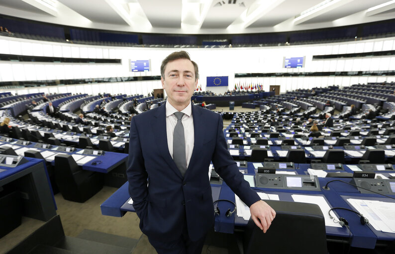 Fotografija 16: Bernard MONOT in European parliament in Strasbourg