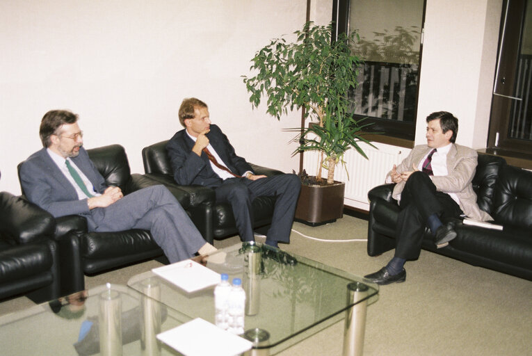 Enrique BARON CRESPO - EP President receives Alain DESTEXHE and Reginald MOREELS